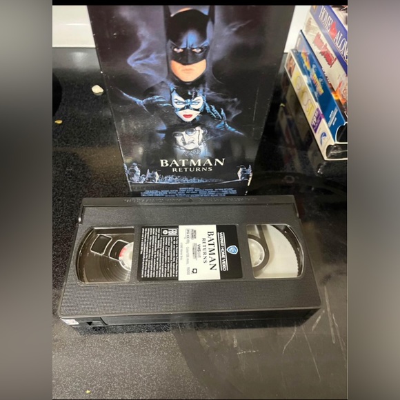 3 for $15 Movies.  Batman Returns - Picture 3 of 4